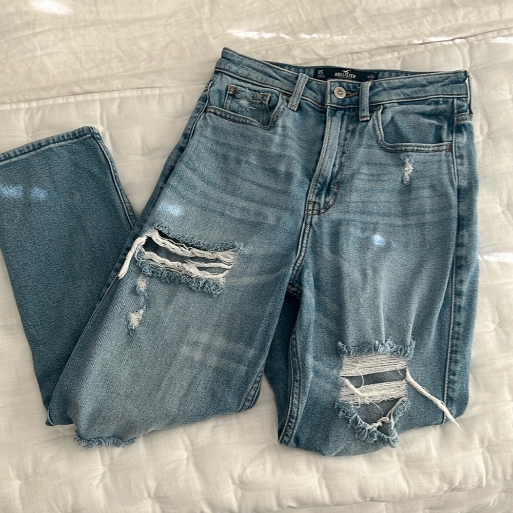 Hollister Ultra High Rise Vintage Straight Jean 0S